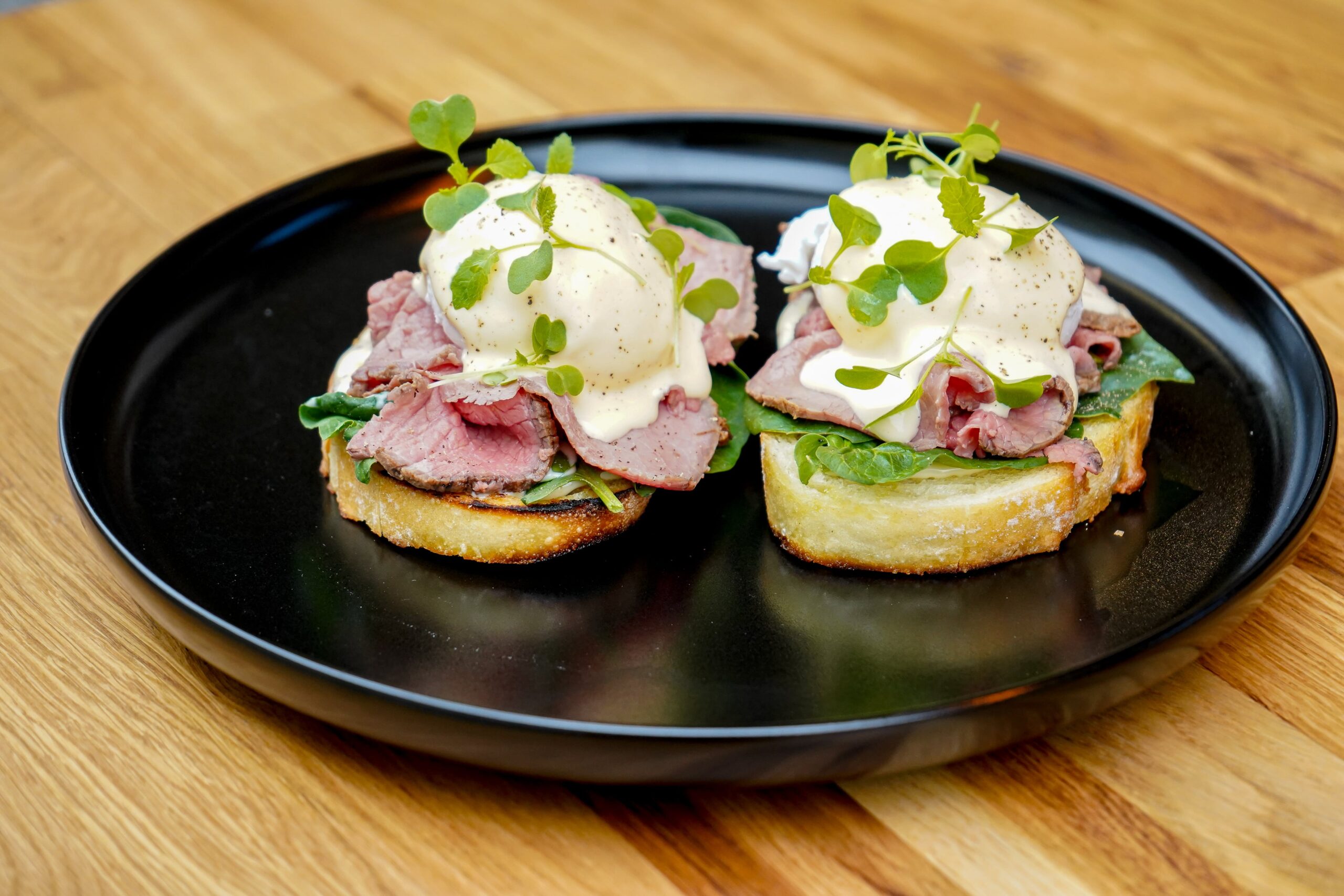 Roast Beef Eggs Benedict